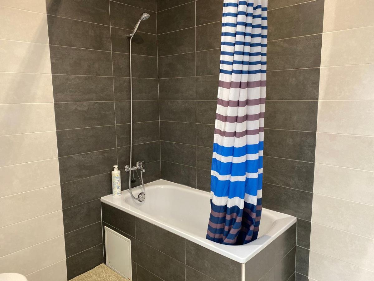 Comfortable Renovated Flat, Wifi! Badalona Exterior foto