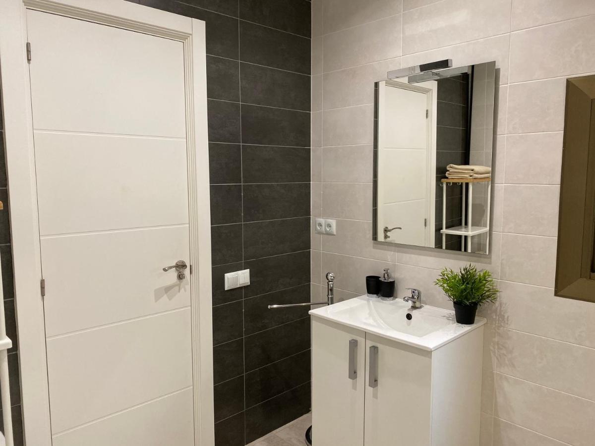 Comfortable Renovated Flat, Wifi! Badalona Exterior foto
